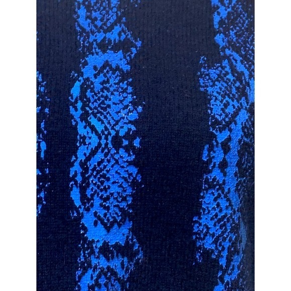 Brodie Blue/black Harriet cashmere sweater, medium, print/stripe, medium - Picture 2 of 6